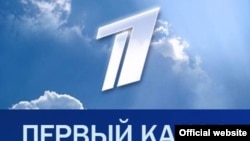 Channel One, një transmetues në gjuhën ruse i popullarizuar mes audiencës më të moshuar në Rusi dhe disa ish-republika sovjetike, është kritikuar për punën e tij.