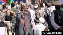 ارشیف: د افغان متقاعدینو د یوې اعتراضیه غونډې انځور
