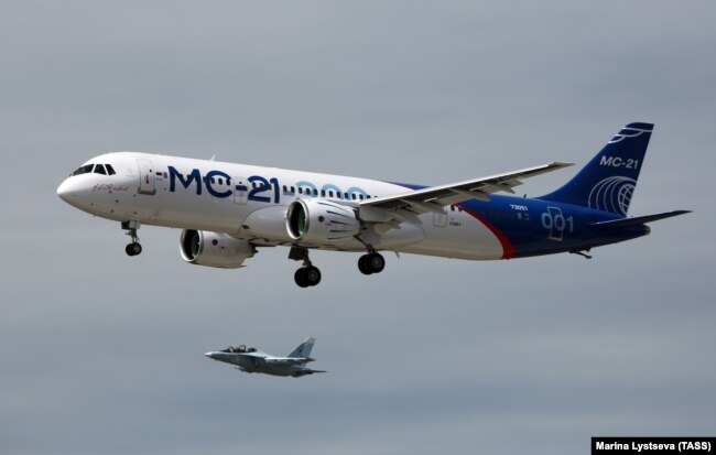 An MS-21 medium-range passenger plane during a test flight in Irkutsk on May 28, 2017.