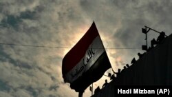 عراق برای چهار ماه متوالی درگیر اعتراضات گسترده‌ای بوده است که عادل عبدالمهدی را واداشت تا از سمت نخست وزیری کناره‌گیری کند