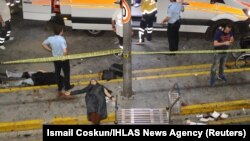 Истанбул аэропортидаги портлашдан кейинги вазият фотосуратларда