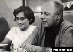 Елена Боннэр и Андрей Сахаров. Крым, 1975 год
