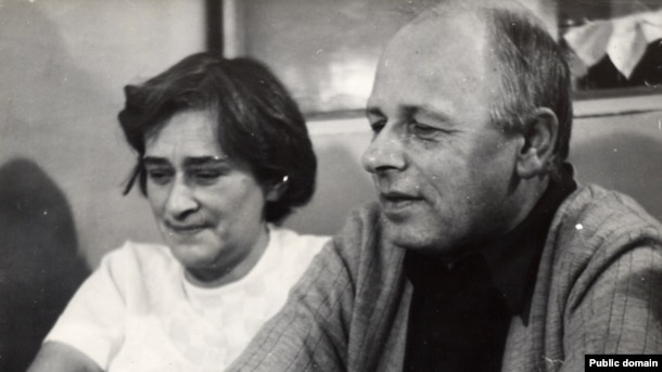 Yelena Bonner (left) and Andrei Sakharov (pictured in 1975) met in 1970.