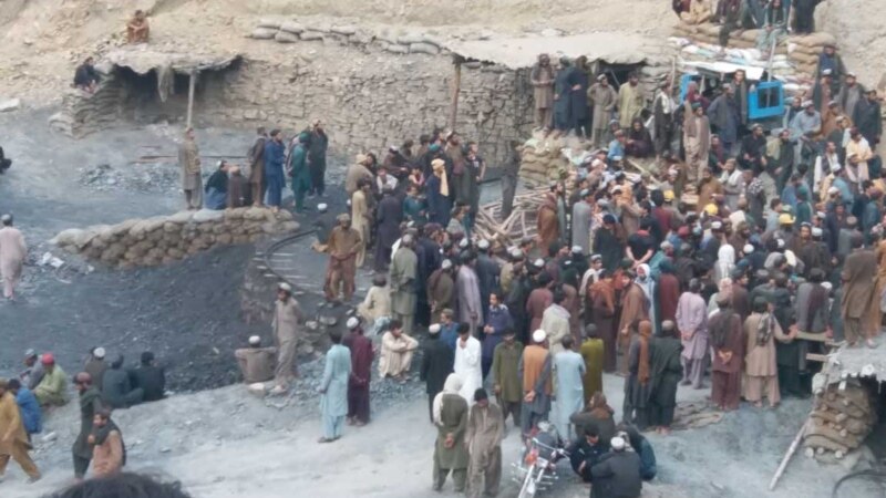 23 загинати при експлозија во рудник во Пакистан 