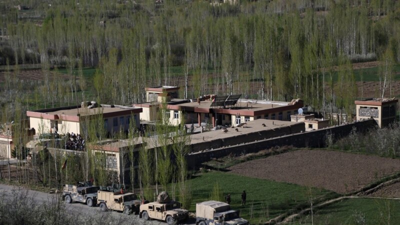 نیویارک تایمز: سقوط غزنی سبب قطع ارتباط میان ولایات جنوبی و کابل می‌شد