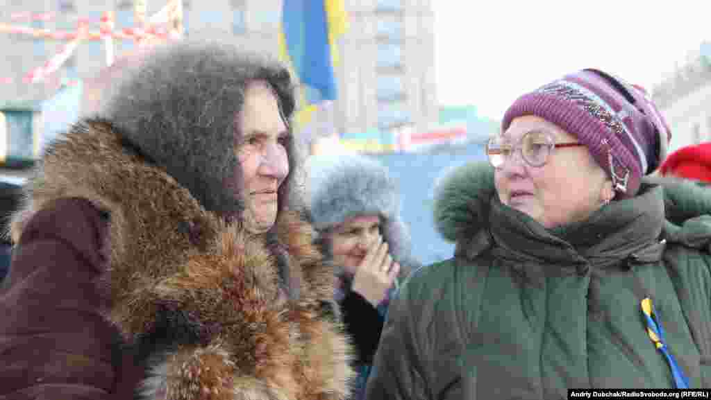 Ukraine -- #Euromaidan life everyday photo, Kyiv, 24Dec2013