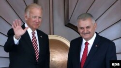 Binali Yildirim və Joe Biden