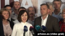 Maia Sandu și Andrei Năstase, după anunțarea rezultatelor preliminare ale alegerilor