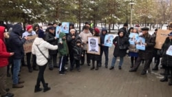 Санкционированный митинг в Нур-Султане за политические реформы и переход к парламентской форме правления в Казахстане. 9 ноября 2019 года.