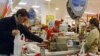 Половину всех покупок россияне делают в магазинах «у дома»