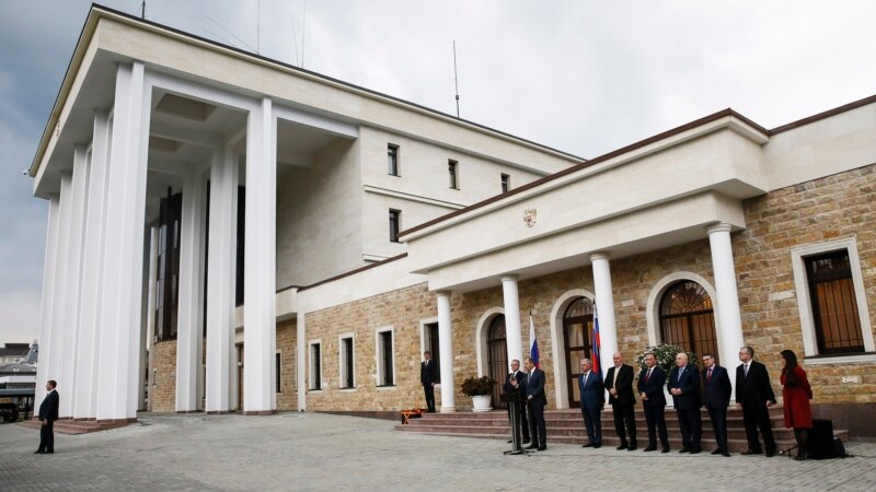 Лавров в Абхазии: открытое посольство закрытых вопросов