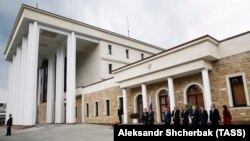 Официальным поводом для приезда высокопоставленного российского чиновника в Абхазию стало открытие здания посольства России – монументального строения в самом центре Сухума