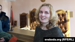 Кацярына Бахвалава пасьля суду ў Воршы 13 сакавіка 2017 году