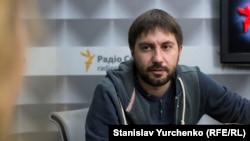 Антон Наумлюк, Радио Свободаның штаттан тыс тілшісі.