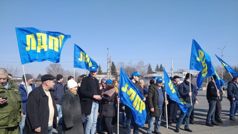 Во Владикавказе митингуют за права ветеранов