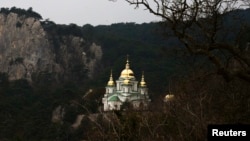 Biserica Sf. Arhanghel Mihail din Ialta, Crimeea, 11 martie 2014