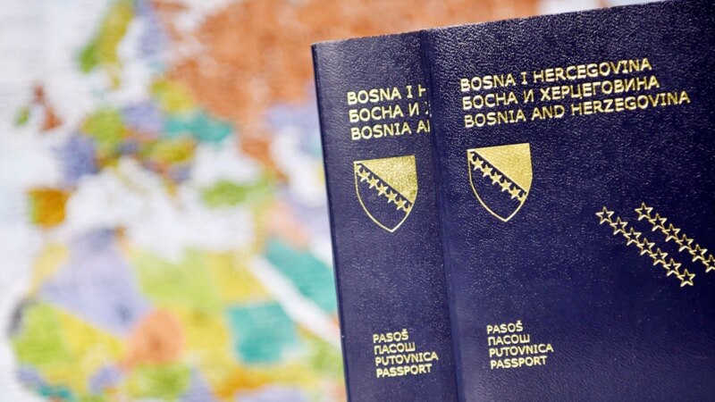 Počasni pasoš BiH nekada Bonu Voxu, danas ruskim i turskim tajkunima
