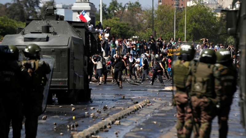 Откажани два меѓународни самити во Чиле поради протестите 