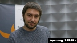 Журналист Антон Наумлюк, внештатный корреспондент Радио Свобода.