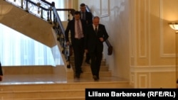 Nicolae Timofti venind la consultările cu liderii politci