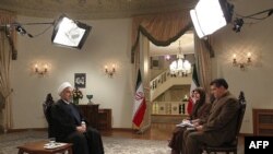 حسن روحانی رییس جمهور ایران هنگام مصاحبه با تلویزیون آن کشور