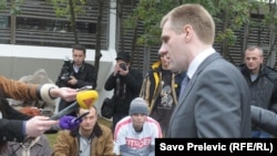 Premijer Igor Lukšić sa predstavnicima organizatora protesta 1. februara 2012.