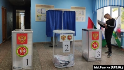 Reports Of Voting Irregularities In Russian Regional Elections