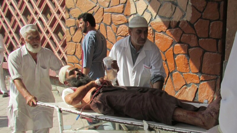 У Афганістане сьмяротнік падарваў сябе на мітынгу. Дзясяткі загінулых