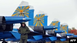 Российская авиабаза в Канте, 2013 г.