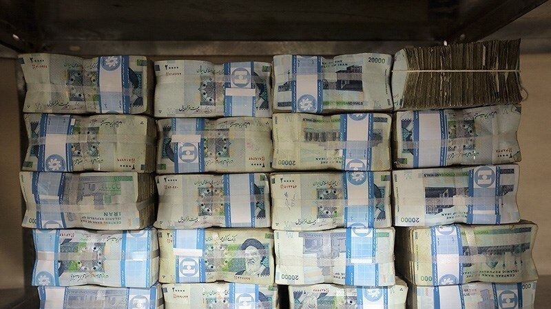 دولت کلیات تبدیل واحد پول از ریال به تومان را تصویب کرد