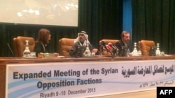 Сирия оппозициясынын Эр-Риядда өткөргөн маалымат жыйыны. 10-декабрь, 2015-жыл