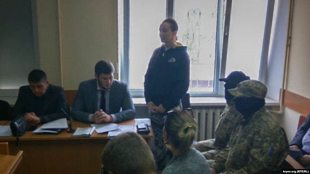 Елена Одновол в суде, 25 апреля 2018 года