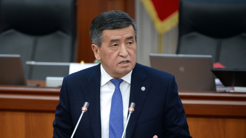 Президент Жээнбеков: Кыргызстан орус тилинин макамын өзгөртпөйт, латын арибине өтпөйт