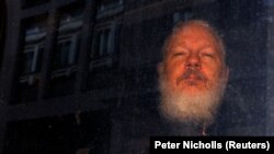 Themeluesi i faqes WikiLeaks, Julian Assange.