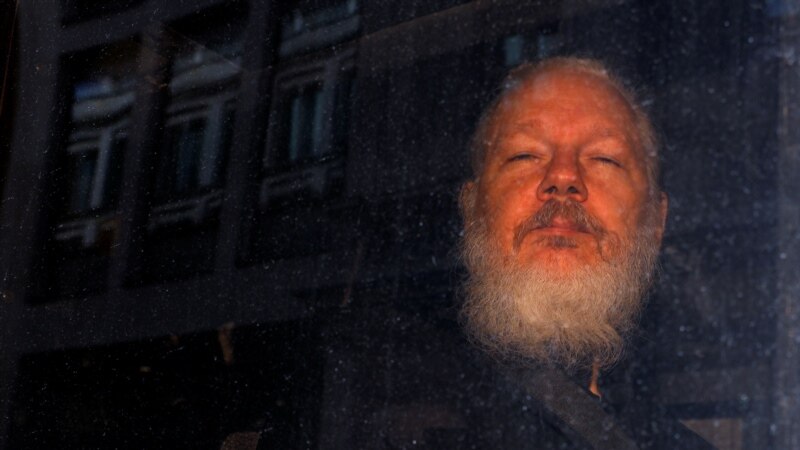 Julian Assange fiton leje për të apeluar ekstradimin në SHBA