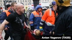 Оказание медицинской помощи пострадавшим при взрыве в метро Санкт-Петербурга. 3 апреля, 2017