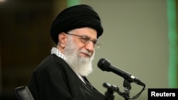 Верховный лидер Ирана аятолла Сейед Али Хаменеи