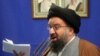 احمد خاتمی، روحانی محافظه کار در اين سخنرانی گفت: «همسايه ما، پاکستان، آرام آرام حسن همجواری را از دست داده است.»