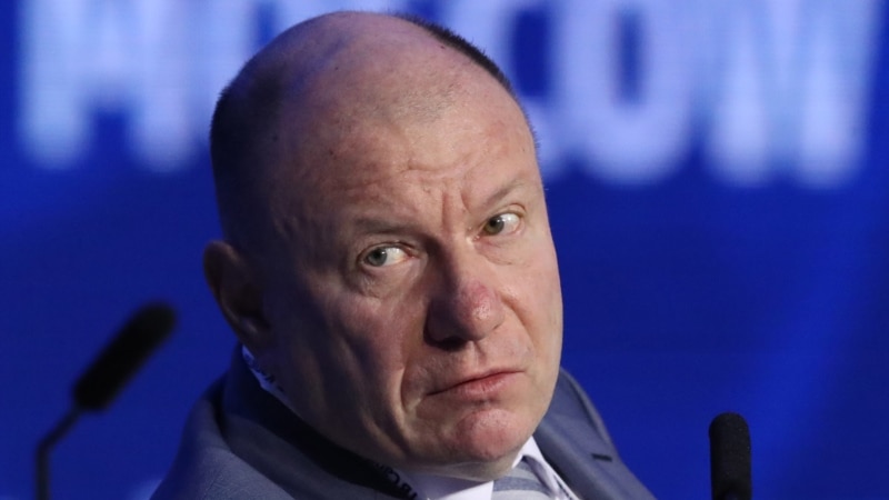 Потанин осудил планы конфискации имущества уехавших россиян