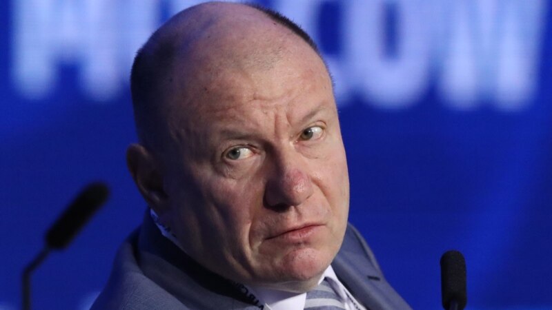 Великобритания ввела санкции против российских бизнесменов Потанина и Гуцериева