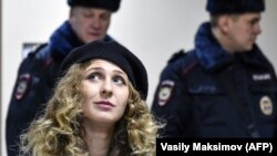 Maria Alyokhina was one of two Pussy Riot members to be fined. (file photo)