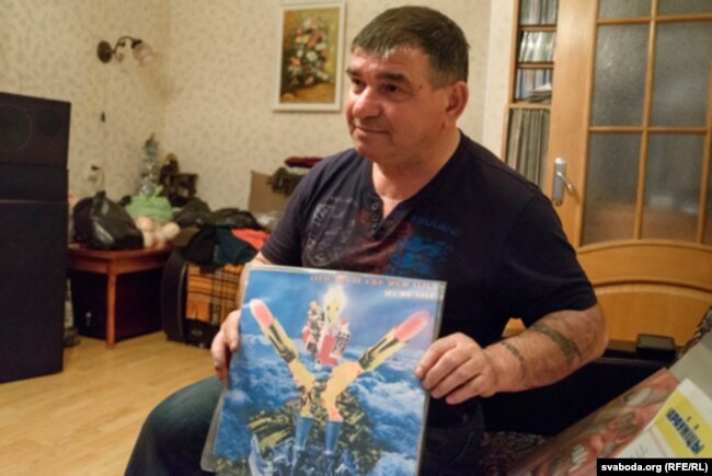 Кружэлка з альбомам «малавядомага рок-гурту» Second Hand