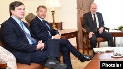 Armenia - The U.S., French and Russian co-chairs of the OSCE Minsk Group visit Yerevan, 6 October 2017.