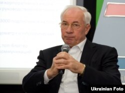 Микола Азаров