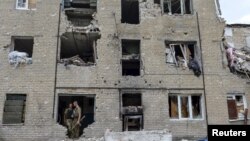 Будинок у селі Піски під Донецьком, зруйнований обстрілами спільних російсько-сепаратистських сил, архівне фото