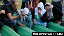 Мемориальный центр Потокари. Босния и Герцеговина, 10 июля 2015 года.