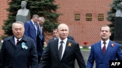 Назарбаев, Путин, Медведев и Сталин
