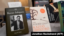 Cărțile lui Kazuo Ishiguro, prezentate la Academia de la Stockholm