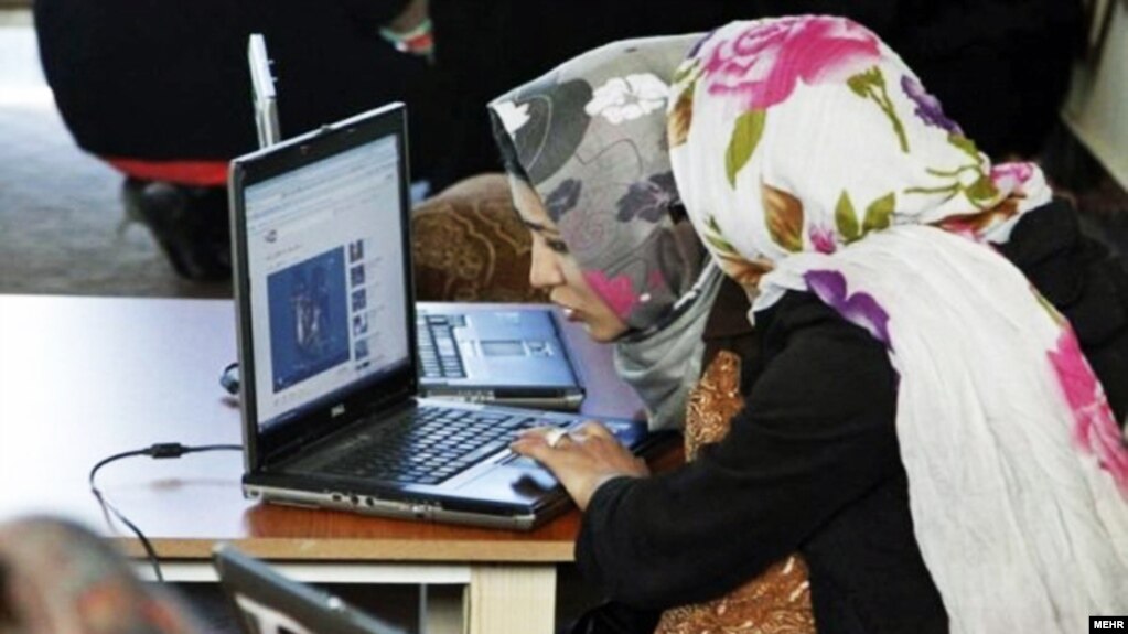 رسانه‌های ایران اعلام کرده بودند که بر اساس مصوبه شورای امنیت کشور اینترنت به مدت ۲۴ ساعت قطع خواهد بود