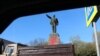Берасьцейцы «павіншавалі» Леніна з нараджэньнем — залілі помнік чырвонай фарбай